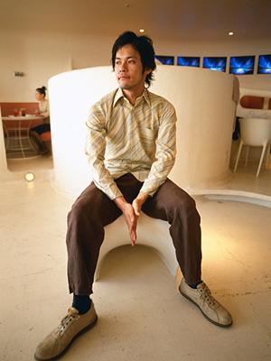 大阪でアクセントクロスを施工する専門店